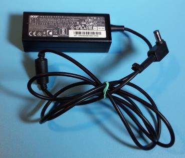 Acer PA-1450-26  - AC Adapter - 19V - 2.37A - Notebook Netzteil