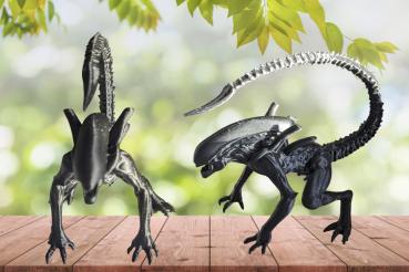 Alien Sammler Figur 3D Skulptur Schwarz Sci-Fi