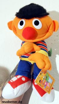 ERNIE aus der Sesamstraße Handpuppe Klappmaul FuRyu Sesamstrasse