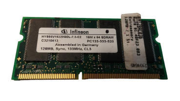 Infineon 128 MB HYS64V16220GDL-7.5 C2 SDRAM SO-DIMM