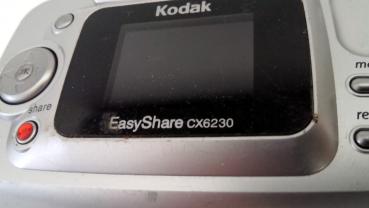 Kodak EasyShare CX 6230 Zoom Digitalkamera 2 MP w/3 x optischer Zoom