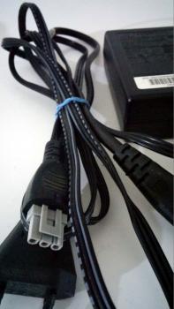 HP 0957-2231 Netzteil 16 / 32 V, 20 W Drucker Netzteil
