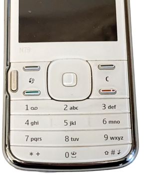 Nokia N79 - 1 Smartphone Symbian, HSDPA 5 MP Carl Zeiss ohne Simlock  Seal Gray-Red