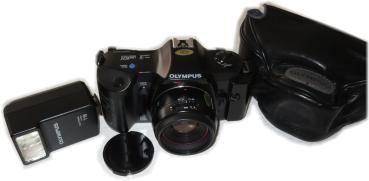 Olympus OM 101 Spiegelreflexkamera Paket 4 Tlg. mit Blitz und Objektiv Olympus Optical Co