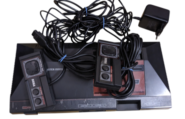 Sega Master System Schwarz PAL Spielekonsole mit 2 Controllern und Sonic Chaos