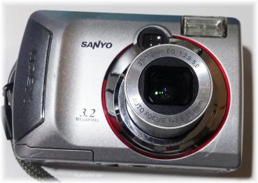 Sanyo XACTI VPC-S3 Digitalkamera mit Trageschlaufe
