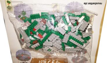 Oskar aus Sesamstrasse | iBlock Fun LOZ Diamond Micro Block Set mit Box