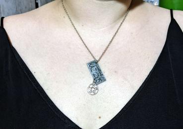 Supernatural Dean Winchester Kette Impala Kansas KAZ 2Y5 mit Pentagram Silber