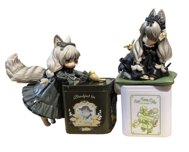 Tea Time Cats Set mit Tee Dose weiß Sammel PVC Figur sitzend
