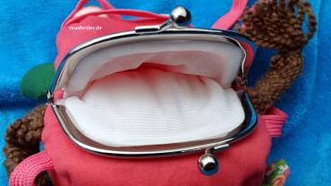 Damen Umhängetasche - einzigartige Angela Metoo Puppe  |  Exklusive Künstler Handtasche
