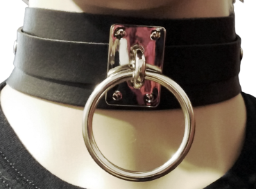 Halsband mit großem O-Ring - Nieten Schwarz Silber -  Gothic - BDSM - Harajuku
