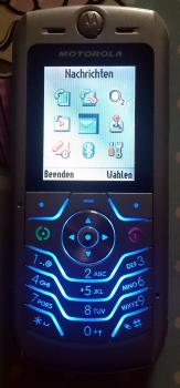 Motorola MOTO SLVR L6 Handy | 2 Zoll | 0.3 MP | Klassisch/Candy-Bar | Silber | Simlock Frei