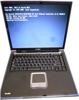 Toshiba Satellite S2430-101 Notebook | 2,53 GHz | 15 Zoll