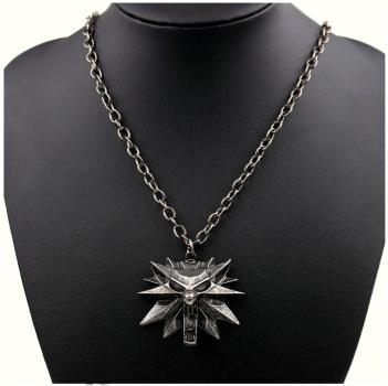 The Witcher 3 Medaillon Wild Hunt Wolf 3D | Black Eyes  Motiv| Kette und Samtbeutel