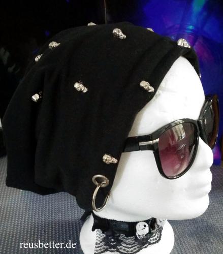 Beanie Unisex mit Totenköpfen Silber | Winter Beanie - Longneanie