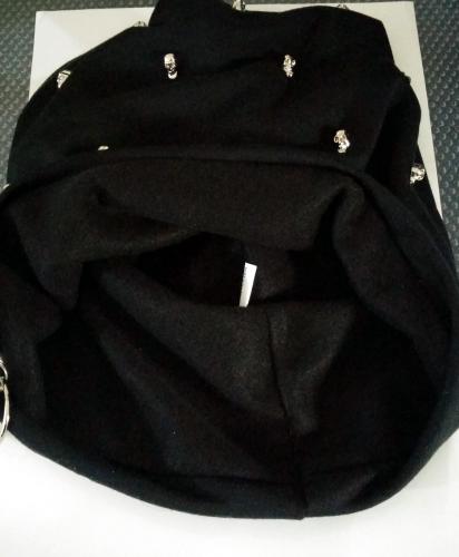 Beanie Unisex mit Totenköpfen Silber | Winter Beanie - Longneanie