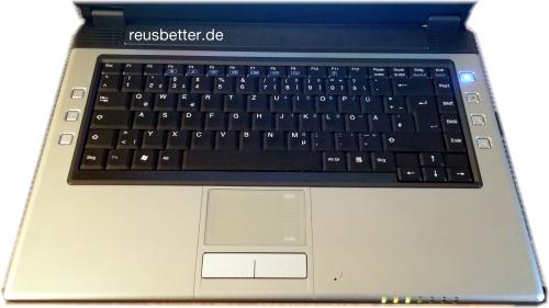 Clevo M665S Notebook Intel Cel.1.6 GHz incl Tasche und Software 15,4 Zoll WXGA
