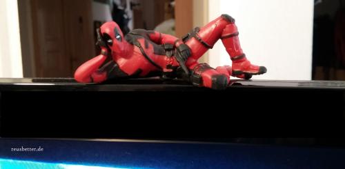 Deadpool Deko Figur Kantensitzer | Desktop Figur liegend - mit Box