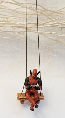 Deadpool 3D Figur mit Schauckel Anhänger Auto-Garten-Fenster Deko