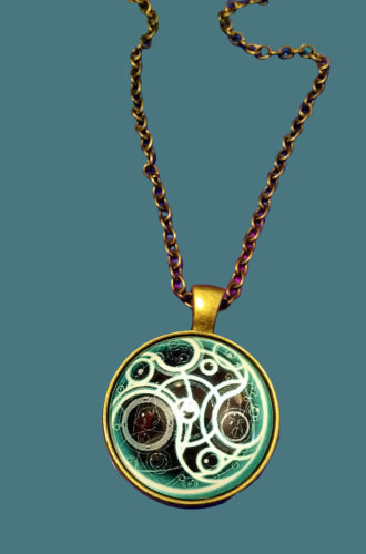 Doctor Who GALLIFREYAN Time Lord  HALSKETTE  Glascabochon Blau Silber