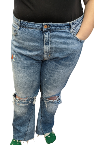 Damen Fetzenjeans | Übergröße EUR 56 | Kick Flare | High Waist  Damen Jeans von H+M