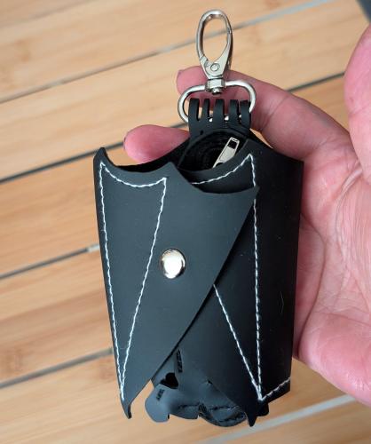 Münzbörse aus PU-Leder | Gothic Fledermaus