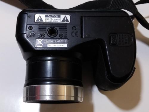 Fujifilm FinePix S5700 Digitalkamera | 7,1 MP | 2.5 Zoll Display