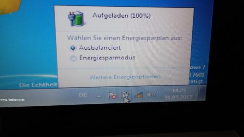 HP Mini 2133 8,9 Zoll 120 GB, VIA C7-M, 1,2 GHz, 1GB Notebook - Silber - KS174UT