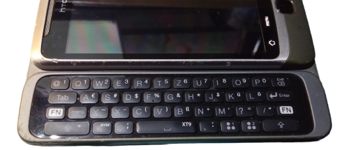 HTC Desire Z - A7272 Smartphone Querz 5 MP  3.7 Zoll  Recycling Geräte