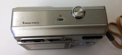 Jenoptik JD 5.2 Power Zoom Digital Camera 5.0 Mega Pixels Silber