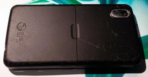 LG KP502 Cookie Smartphone | 3 Zoll Touchscreen | 3 MP Kamera | Radio MP3 | Simlock O2