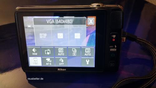 Nikon CoolPIX S4300 Digitalkamera | 3.0 LCD Touchscreen | 16 MP | Silber