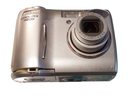 Nikon Coolpix E 4600 Digitalkamera | 4.0 MP | 1.8 Zoll | Silber