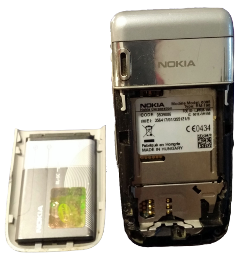 Nokia 6085 Klapphandy [ WLAN Quadband, Kamera, Bluetooth ] Silber