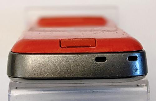 Nokia N79 - 1 Smartphone ❖ Symbian, HSDPA ❖  5 MP Carl Zeiss ❖ ohne Simlock ❖ Seal Gray-Red