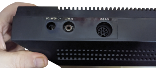 Sega Master System Schwarz PAL Spielekonsole mit 2 Controllern und Sonic Chaos