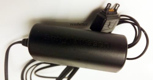 SONY ERICSSON STECKERNETZTEIL CAA-0002001-BV 4.9VDC - 700MA