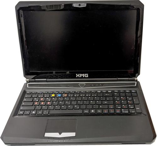 Schenker XMG P511 Notebook MSI Gehäuse MS-16F2 15.6 Zoll Recycling Gerät