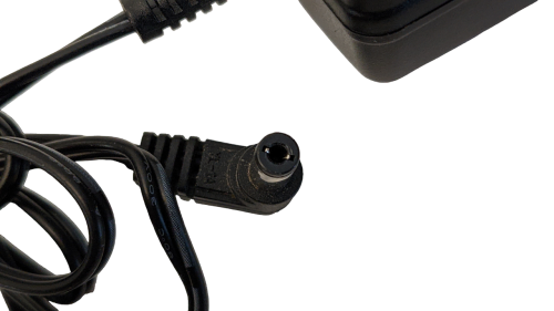 Shenzhen Switching Power Supply Netzteil 19V 0.6A YJS015F-1900600G gebraucht