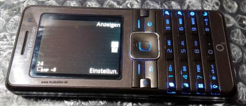 Sony Ericsson K770i UMTS Handy | Bluetooth, MP3-Player, Kamera mit Autofokus, Kartenslot | Mocca braun