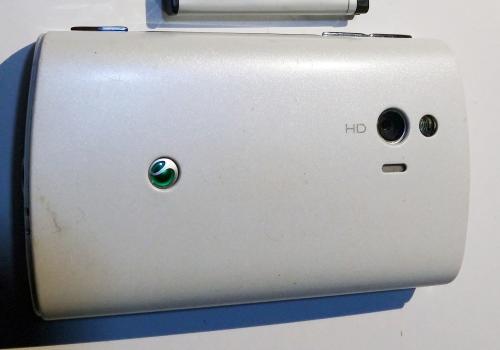Sony Ericsson  XPERIA Mini ST15i Smartphone | weiß | 3-Zoll-Touchscreen | Software Defekt