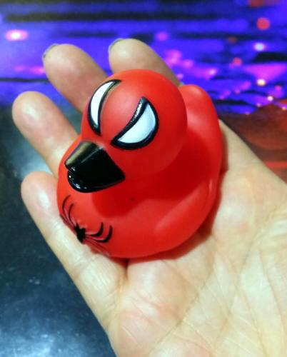 Spider-Man Motiv Badeente Quietscheente Quietscheentchen