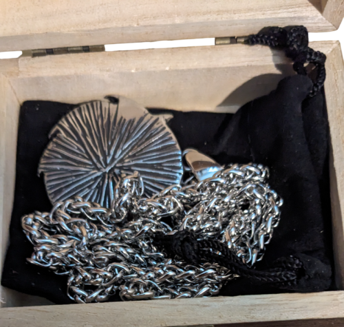 The Witcher Gerald Wild Hunt Wolf 3D Medallion Kette Geschenkset