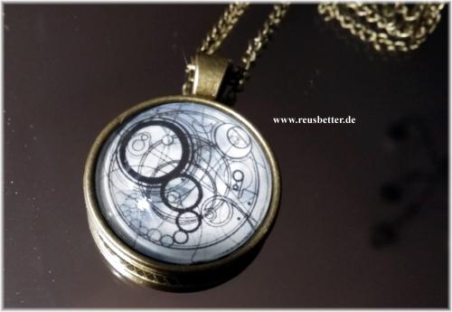Doctor Who GALLIFREYAN Time Lord | HALSKETTE Glascabochon  Metall